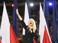 Christina Aguilera si-a cerut scuze pentru ca a gresit versurile imnului