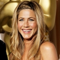 Jennifer Aniston: 'Voi deveni mama!'