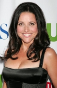 Julia Louis-Dreyfus din nou pe micul ecran