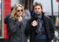 Kate Hudson si Matt Bellamy se muta in Anglia