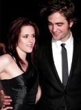 Kristen Stewart nu se grabeste sa se casatoreasca cu Robert Pattinson
