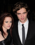 Kristen Stewart si Robert Pattinson vor locui impreuna