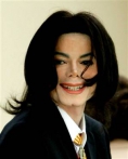 In memoria lui Michael Jackson va fi lansat un parfum