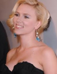 Scarlett Johansson: 'Sandra Bullock e ahtiata dupa barbati!'