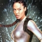 Angelina Jolie si Tomb Raider