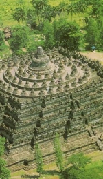Borobudur, templul budist de la Magelang