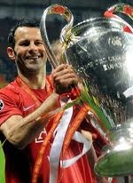 Ryan Giggs ajunge cel mai titrat jucator din istoria lui United