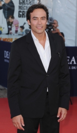 Anthony Delon