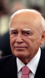 Karolos Papoulias